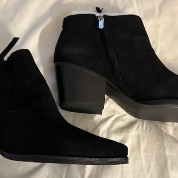 NIB Sam Edelman Walden Ankle Boot Black Suede 9.5M - Picture 3 of 11